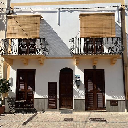 Casa Maruzzella Apartamento Lípara Exterior foto
